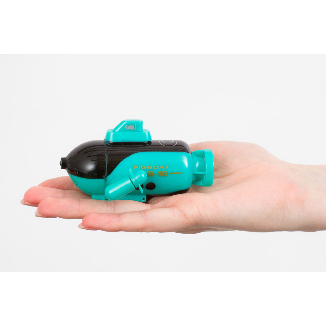 remote control submarine toy